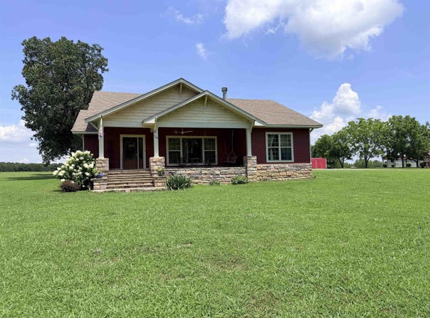 700 Strawberry Road, Bald Knob, AR 72010