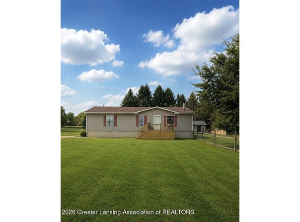 8271 Corrison Road, Grand Ledge, MI 48837