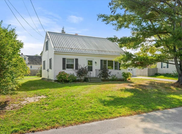 18 Rider Road, Brewer, ME 04412