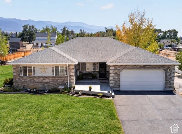 170 E 400 N, Mt Pleasant, UT 84647