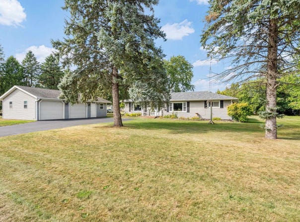 3100 Omro Road, Oshkosh, WI 54904