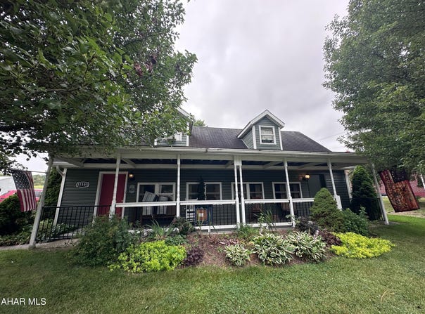11585 Clear Ridge Road, Everett, PA 15537