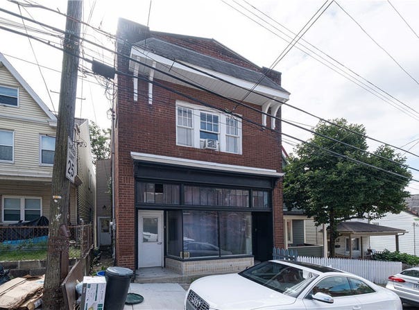 2828 Spring St, Arlington, PA 15210