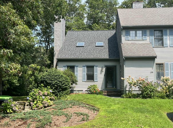 35 Santuit Pond Way, Mashpee, MA 02649