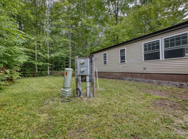 32 Circle Road, Ossipee, NH 03814-6846