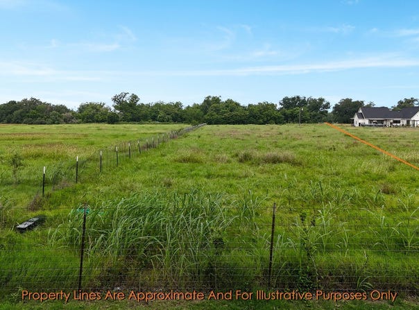 1448 County Road 6712 Tract B, Lytle, TX 78052