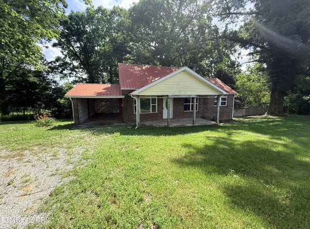 1089 Bicknell Road, Clarkrange, TN 38553