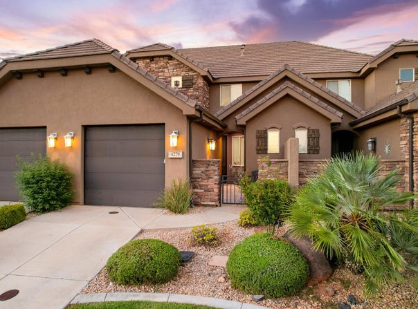 4279 E Razor Ridge Dr, Washington, UT 84780