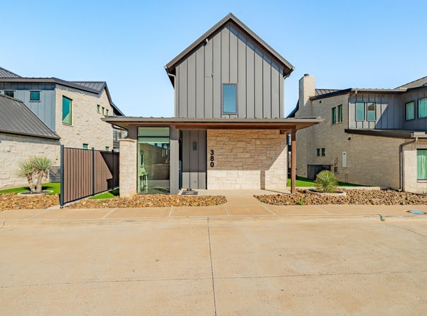 380 Ryan Joe Circle, Iredell, TX 76649