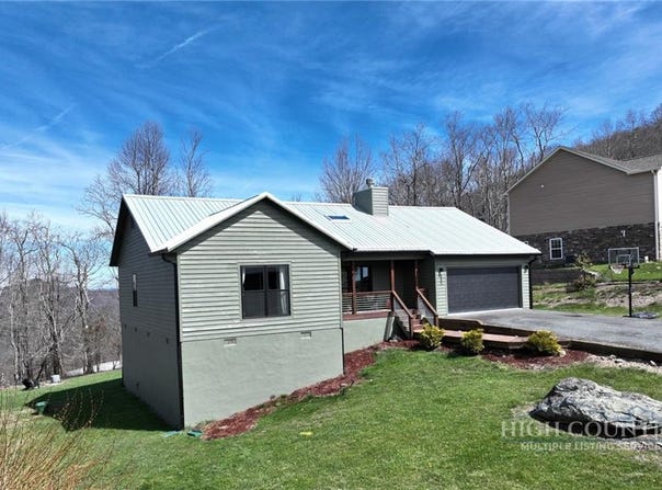 885 Alpine Drive, Seven Devils, NC 28604