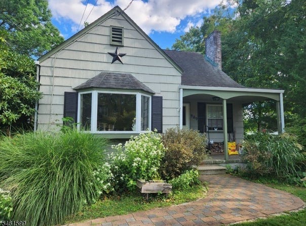 284 Manning Ave, North Plainfield Boro, NJ 07060-4365