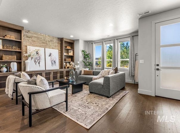 4434 E Parkcenter Blvd, Boise, ID 83716