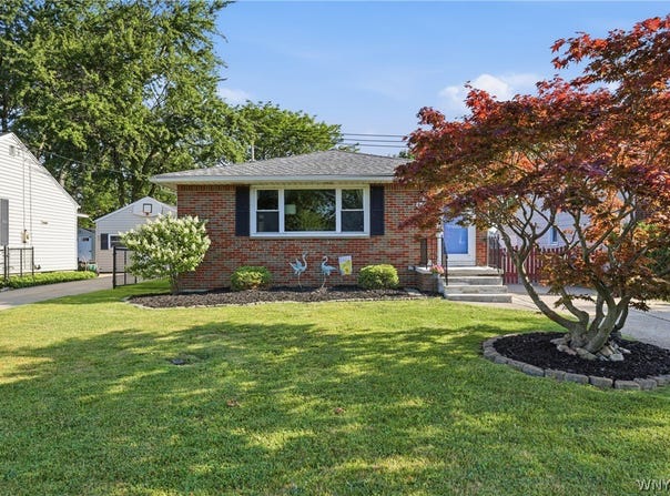 329 Lamont Drive, Buffalo, NY 14226