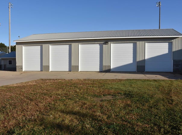743 E FRONTAGE RD, Moville, IA 51039