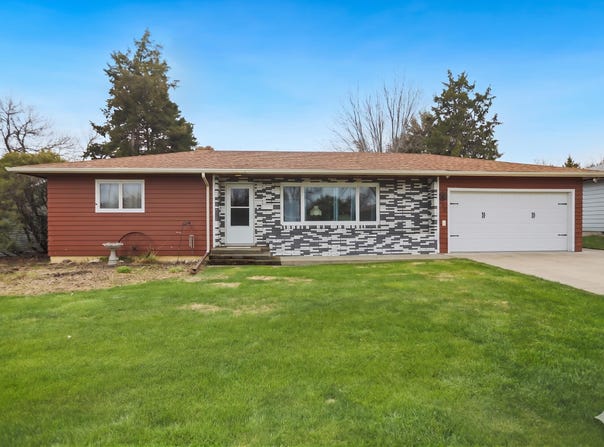 126 Hilltop Drive, Gettysburg, SD 57442