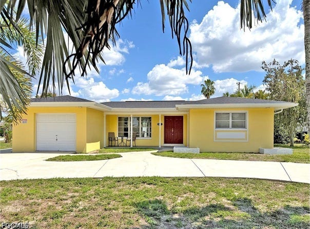 5201 Pocatella Court, Cape Coral, FL 33904