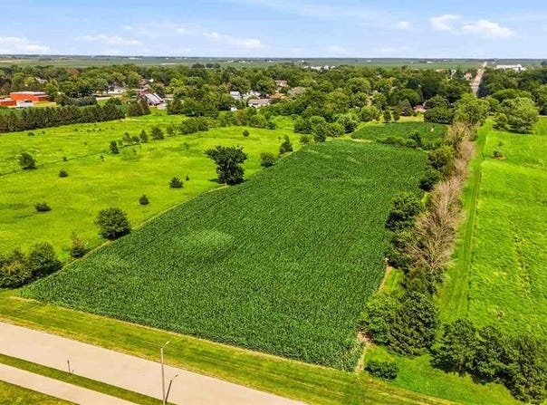 5+ acres, Washington, IA 52353