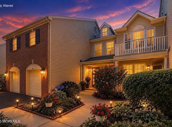 90 Banyan Boulevard, Holmdel, NJ 07733