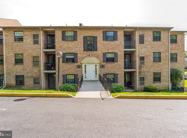 3024 VALLEY Drive, WEST CHESTER, PA 19382