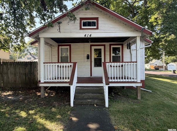 414 DERBY Street, Pekin, IL 61554