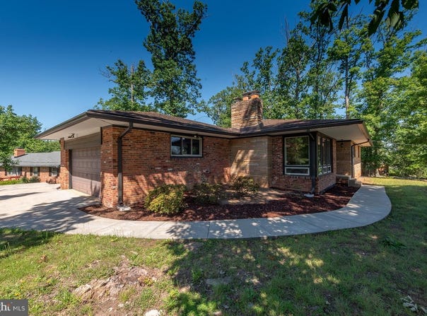 7041 CINDY LN, ANNANDALE, VA 22003