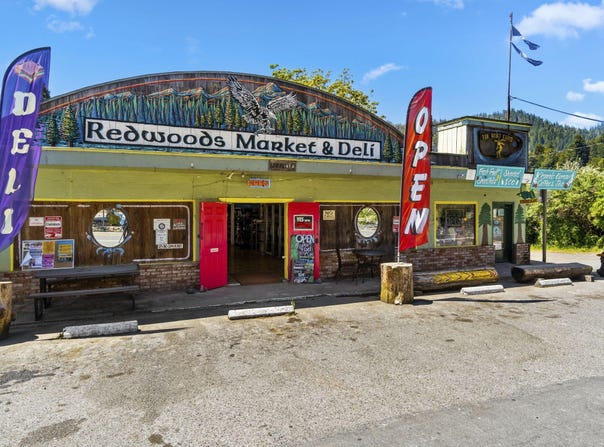 12880 Avenue Of The Giants, Myers Flat, CA 95554