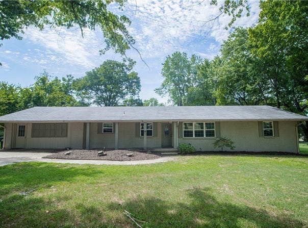 2541 Bunker Road, Harrison, AR 72601