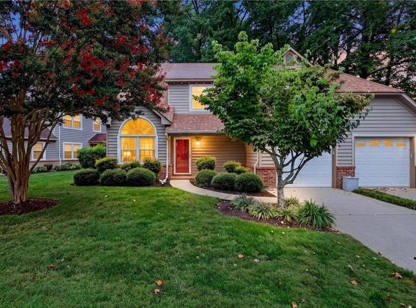 948 Shoal Creek Trail, Chesapeake, VA 23320