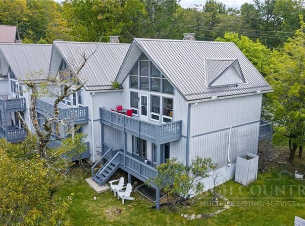 105 N Pinnacle Ridge Road, Beech Mountain, NC 28604