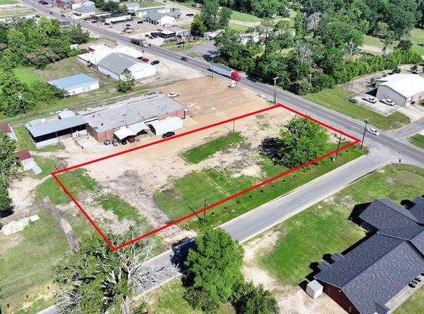 E 1st St, DeRidder, LA 70634