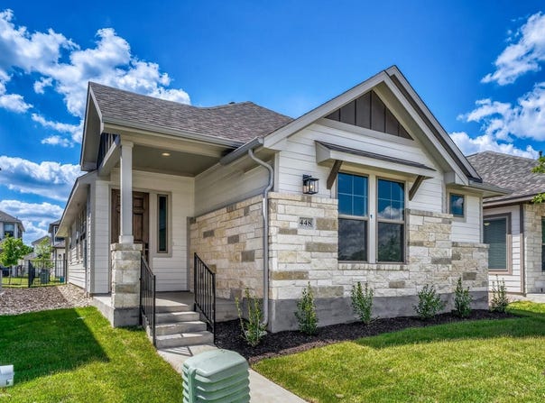 448 Burlington Dr, Buda, TX 78610