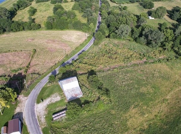 830N Avenue, Mount Sterling, IL 62353