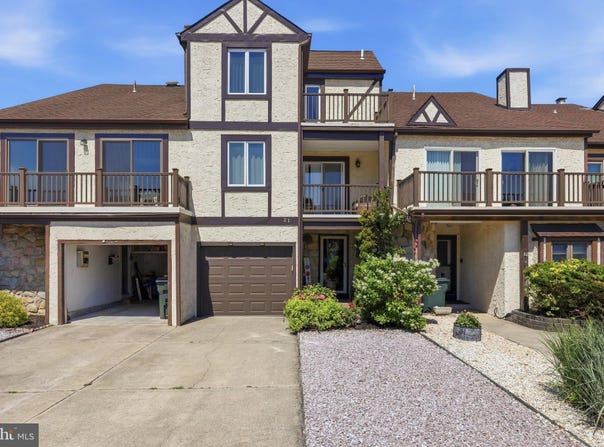 21 BRAMBLE Drive, BRIGANTINE, NJ 08203