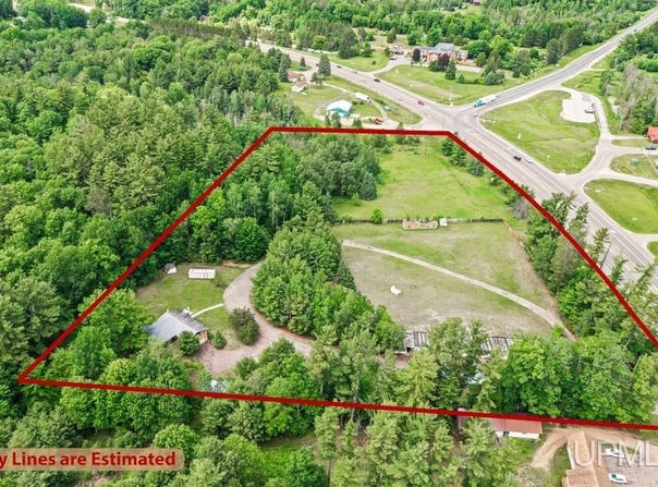 N3975 US2 Highway, Iron Mountain, MI 49801
