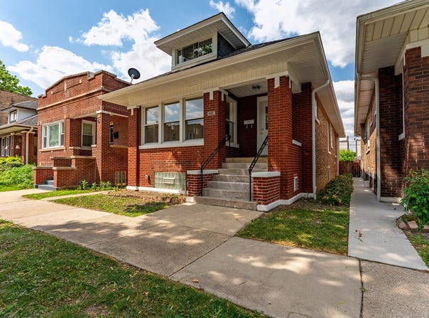 2234 Gunderson Avenue, Berwyn, IL 60402