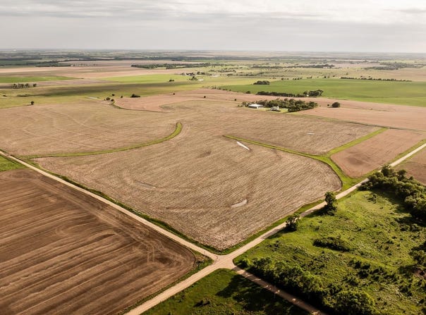 Pueblo Rd, McPherson, KS 67460