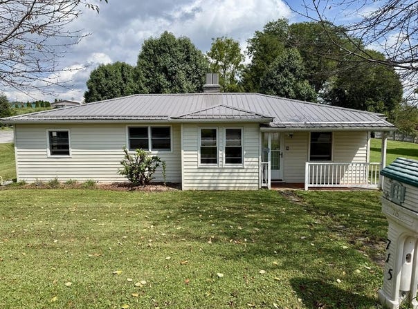 715 Grace St., Marion, VA 24354