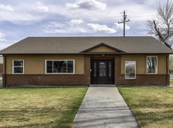 84 Park Ave, Lovell, WY 82431