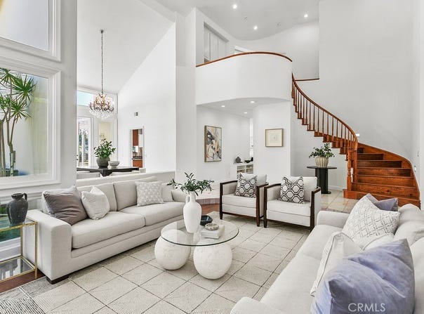 19 Harbor Pointe, Corona del Mar, CA 92625