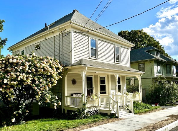 165 E Lothrop St, Beverly, MA 01915
