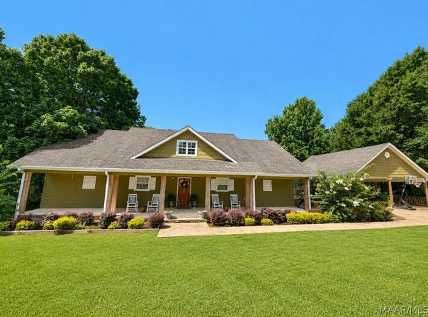 226 Shadow Creek Loop, Camden, AL 36726