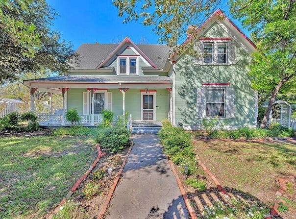 515 Hackberry Street, Clifton, TX 76634