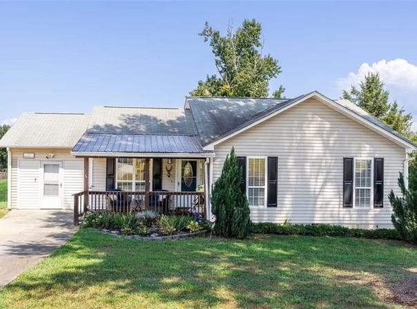 120 Fieldcrest Drive SE, Calhoun, GA 30701