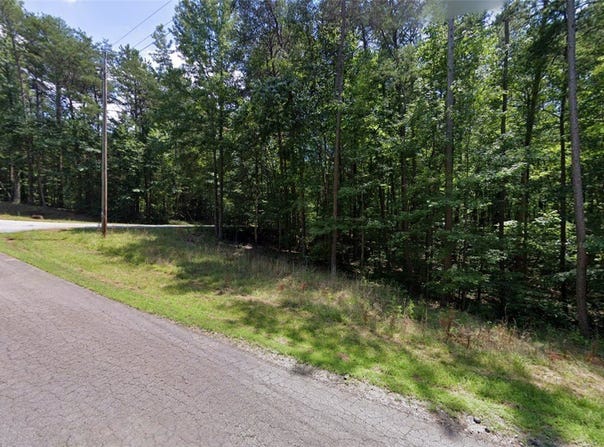 135 Nottingham Drive, Westminster, SC 29693
