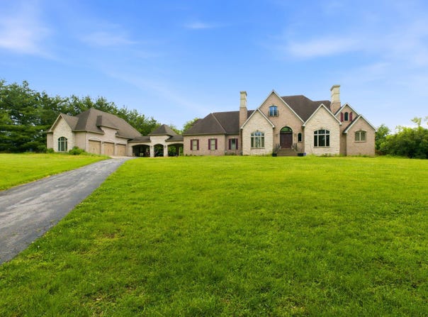 22 Timberwood Drive, Simpsonville, KY 40067