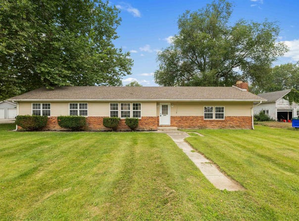 9026 Aboite Road, Roanoke, IN 46783