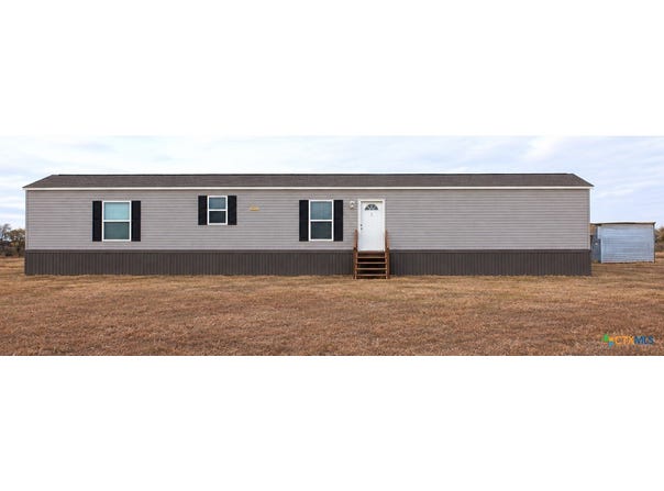 12240 FM 1383, Schulenburg, TX 78956