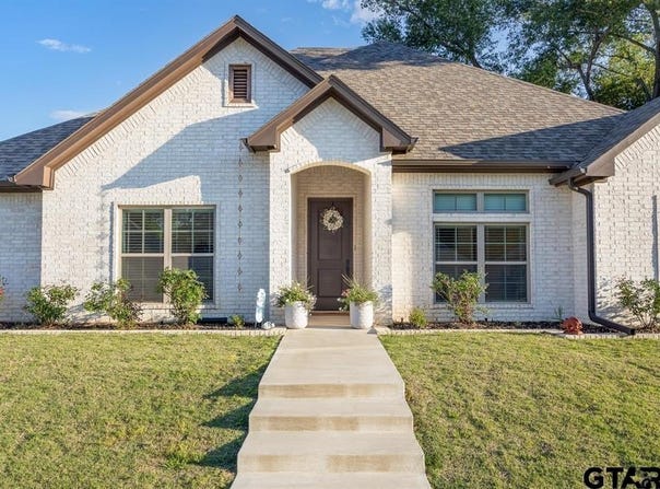 110 Rose Row, Winona, TX 75792