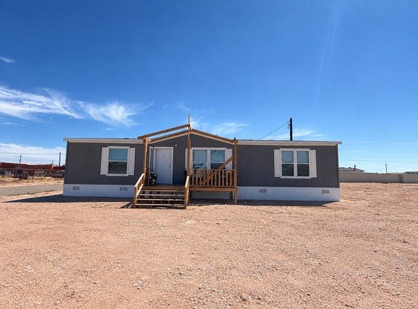 600 W 9th St, McCamey, TX 79752