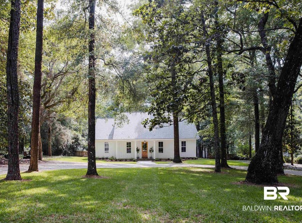 23875 2nd Street, Fairhope, AL 36532
